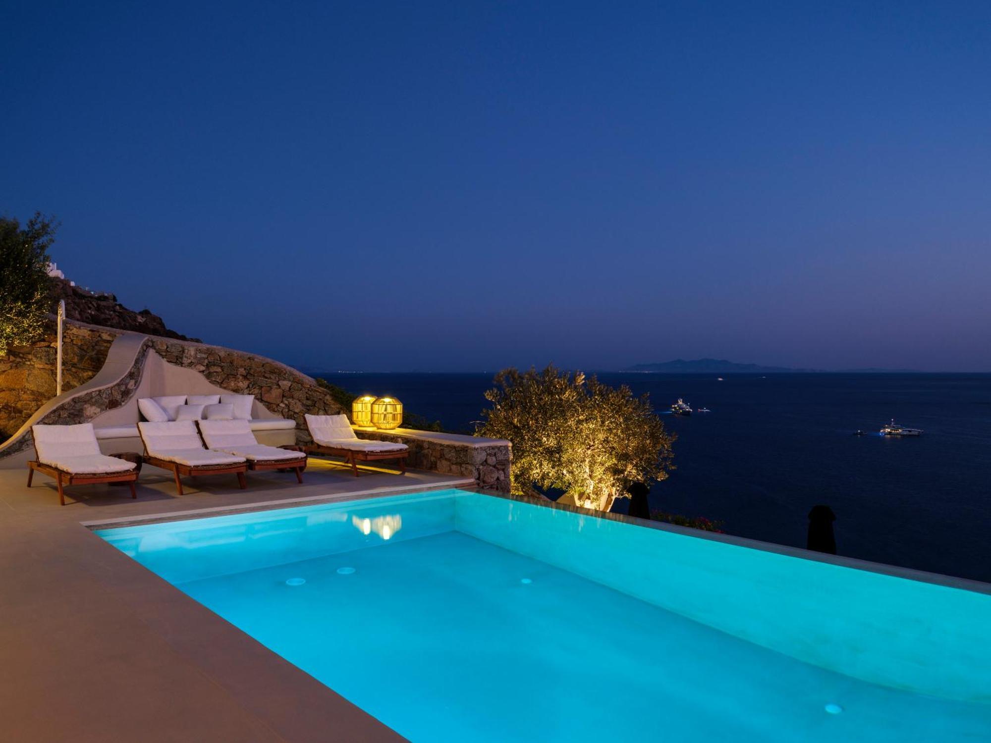 אורנוס V&V Guest House - Luxury Suites מראה חיצוני תמונה