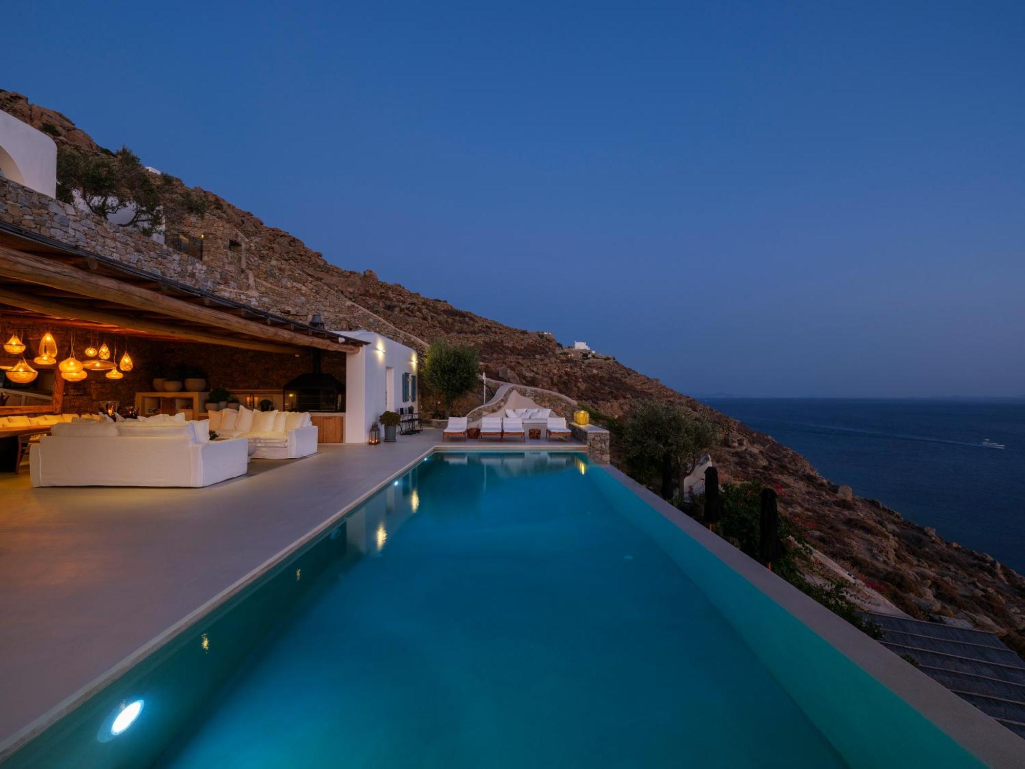 אורנוס V&V Guest House - Luxury Suites מראה חיצוני תמונה
