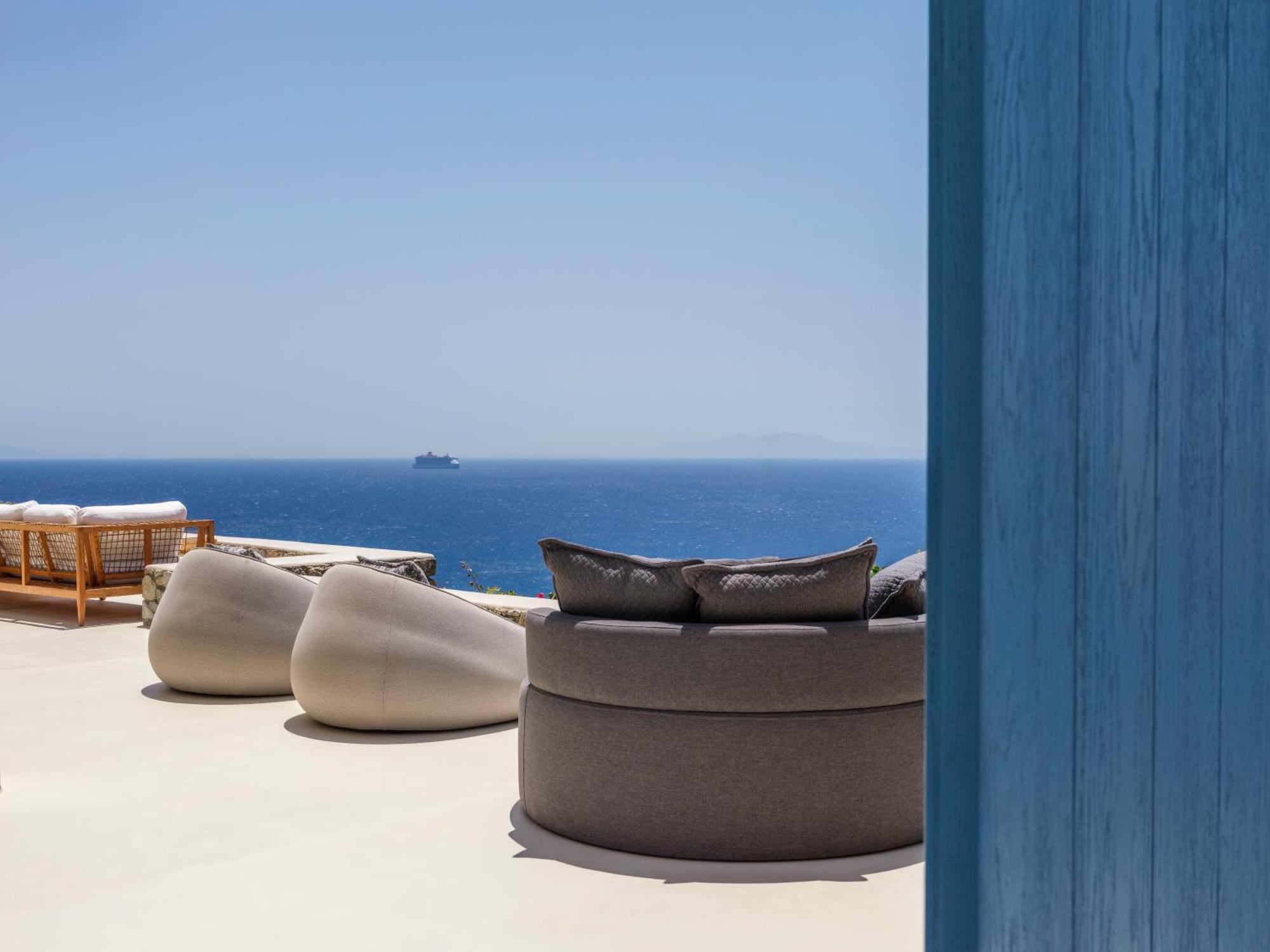 אורנוס V&V Guest House - Luxury Suites מראה חיצוני תמונה